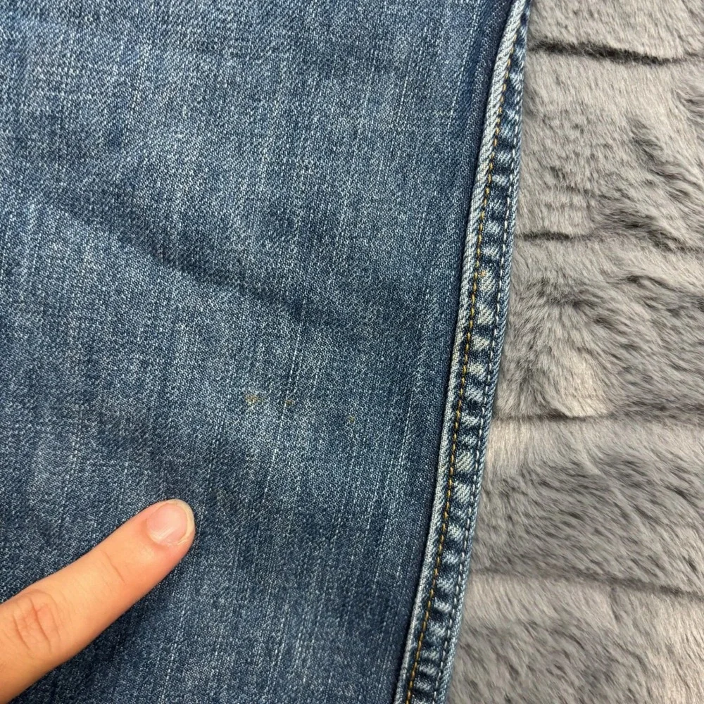 Banana Republic Mens Bootcut Jeans Medium Wash Blue Denim 36x34 Measures 36x31.5